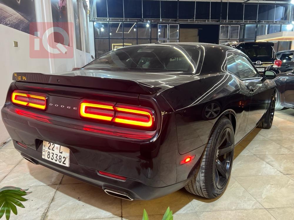 Dodge Challenger